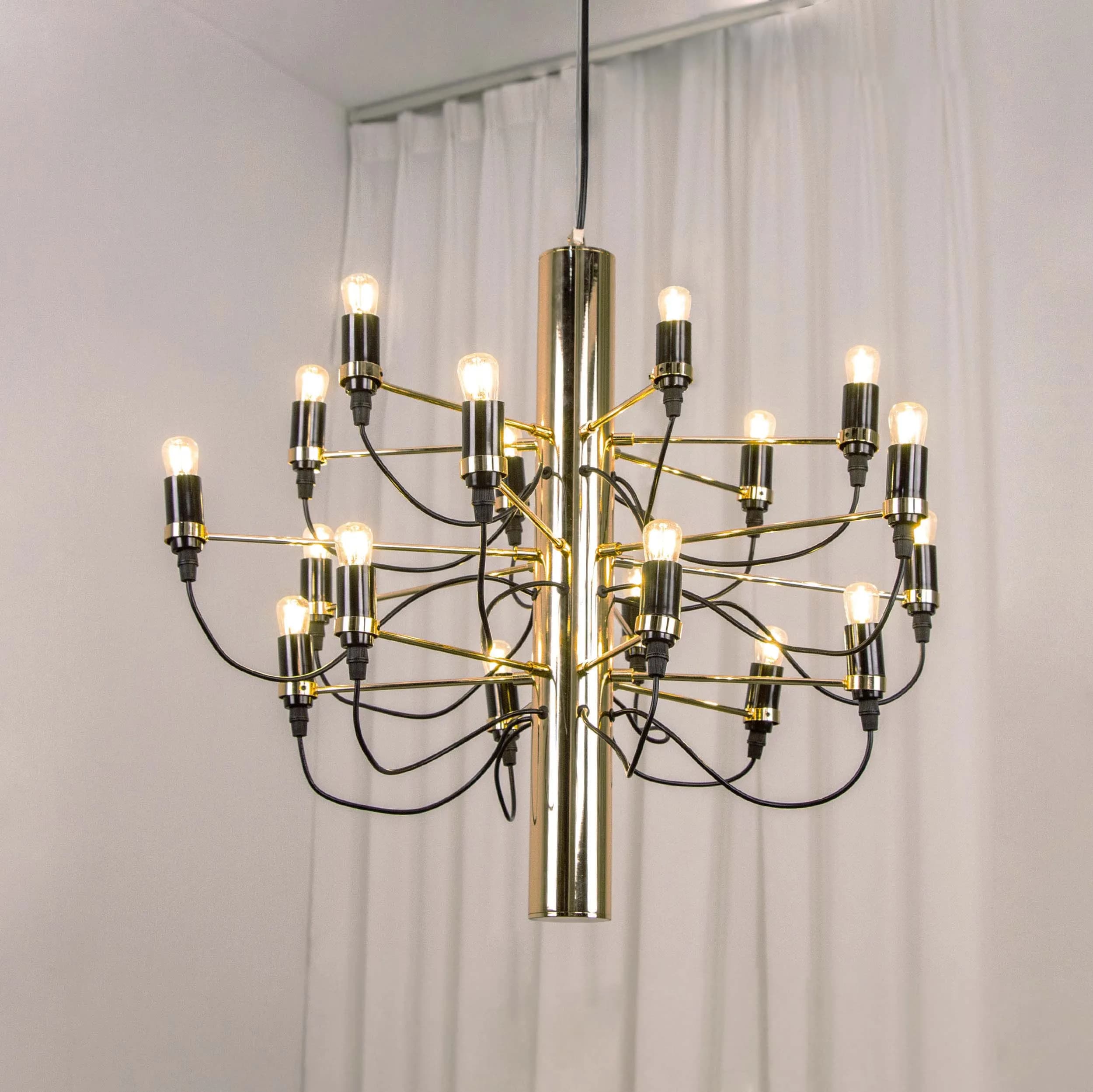 Crown Taklampa 18 armar