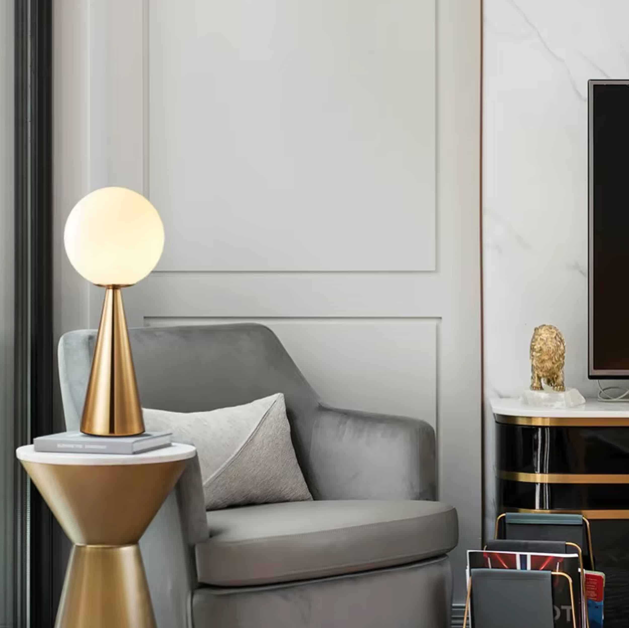 Allison bordslampa guld