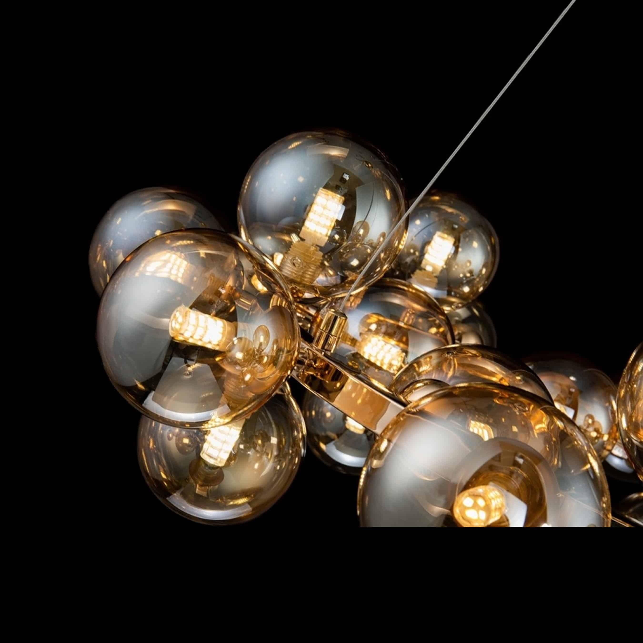 Amelia Taklampa guld