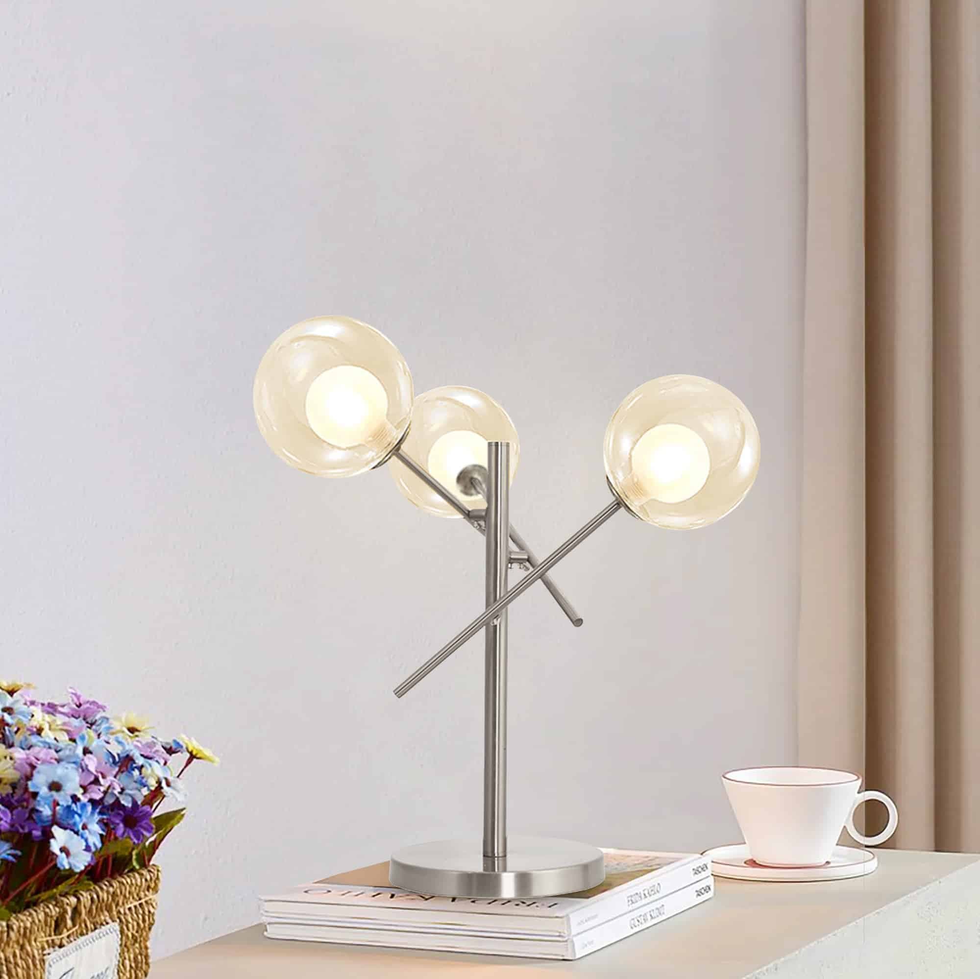 Lilly bordslampa Krom