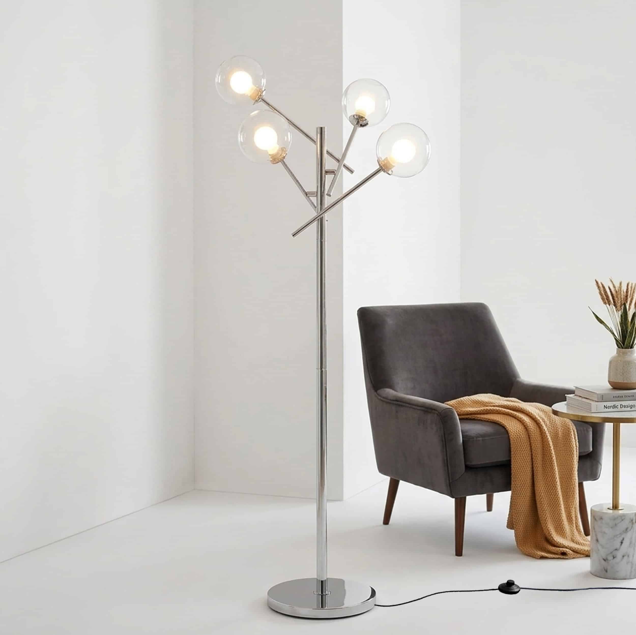 Lilly golvlampa Krom