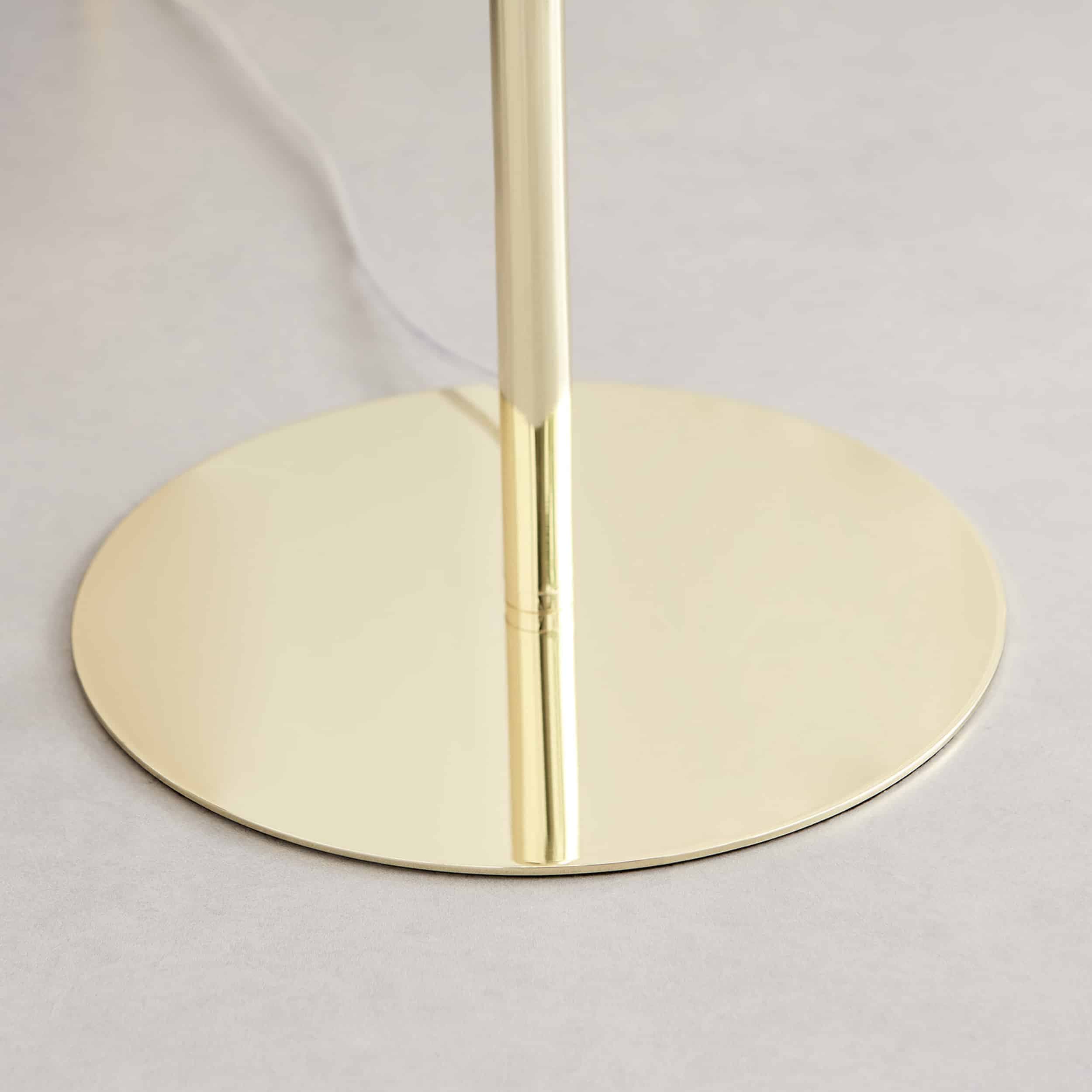 Mikon golvlampa guld