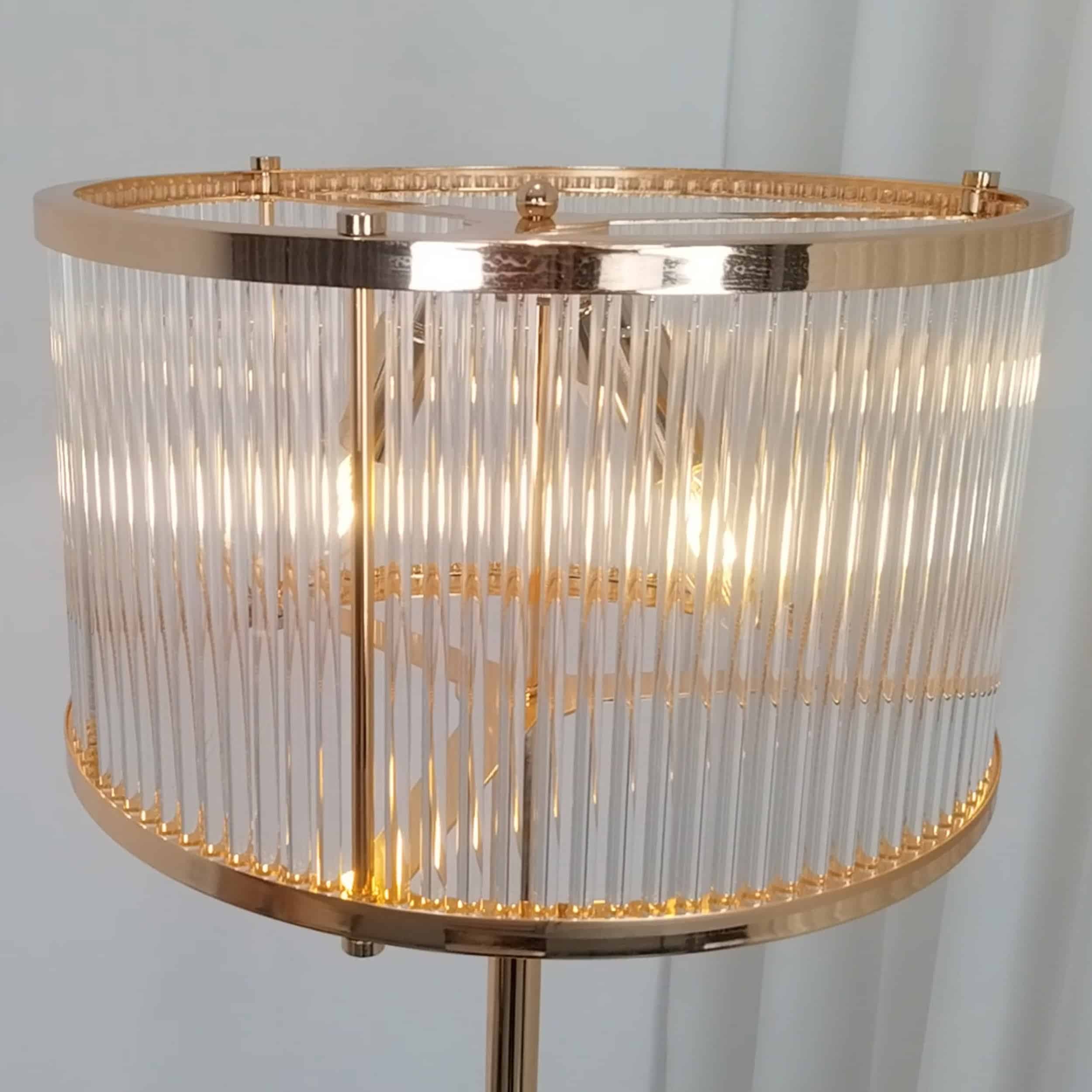 Nelson bordslampa guld