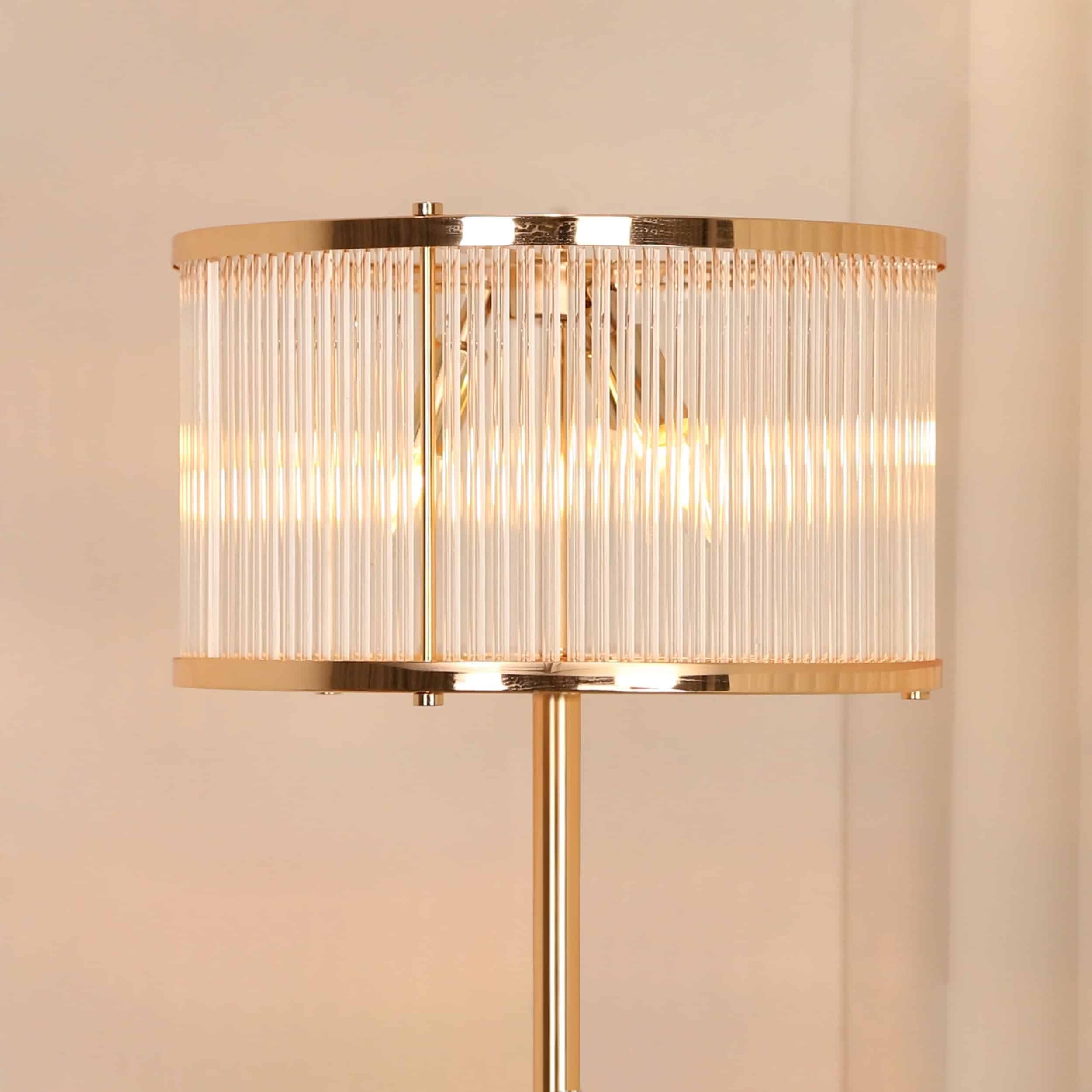 Nelson bordslampa guld